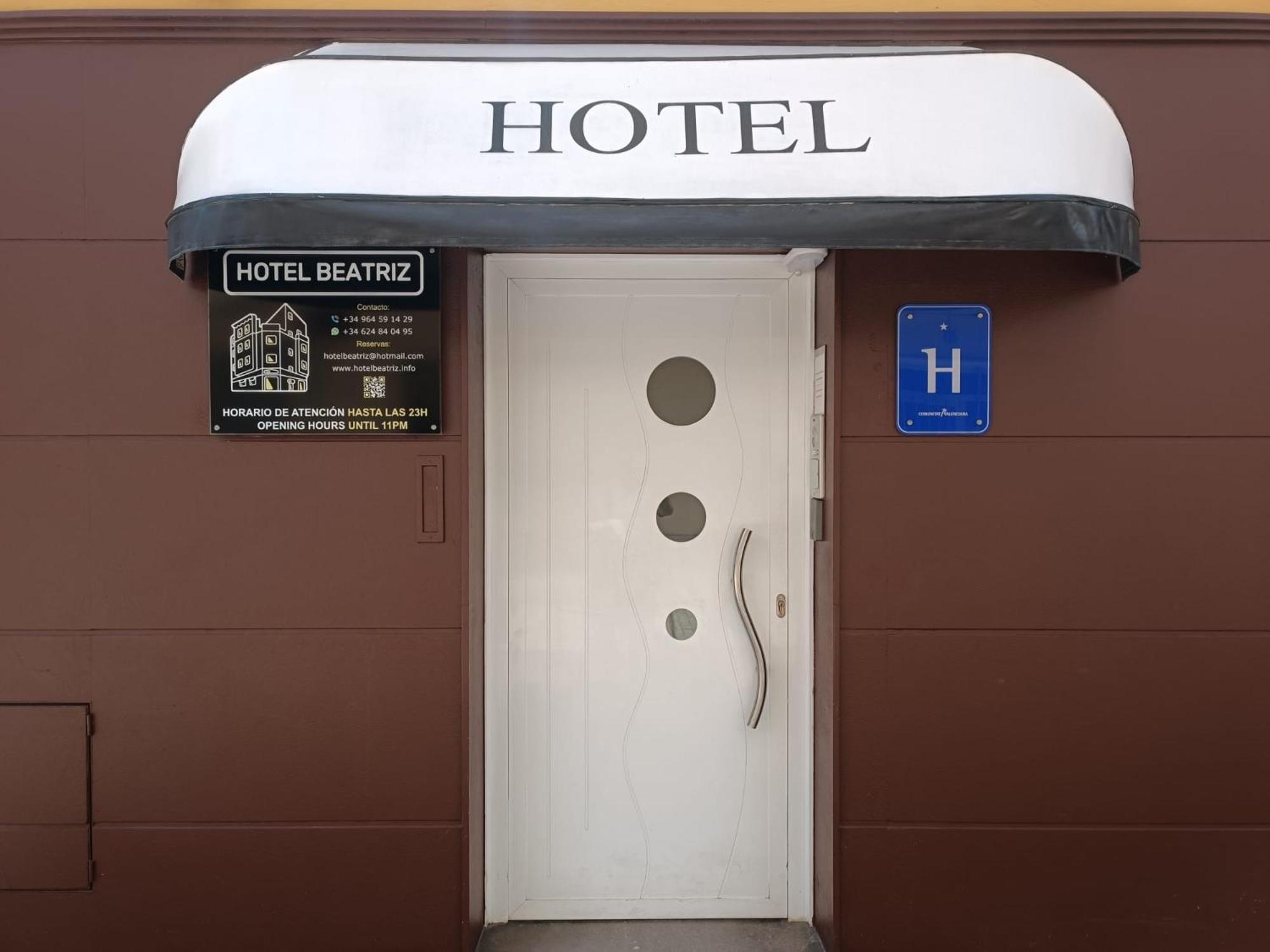 Hotel Beatriz Бурріана Екстер'єр фото