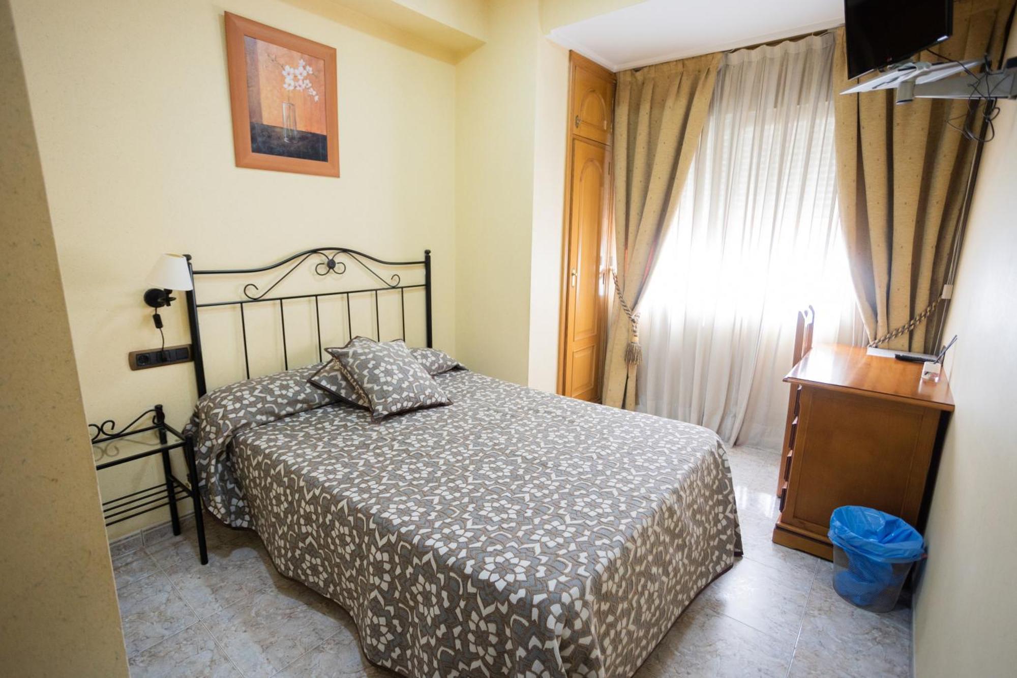 Hotel Beatriz Бурріана Екстер'єр фото