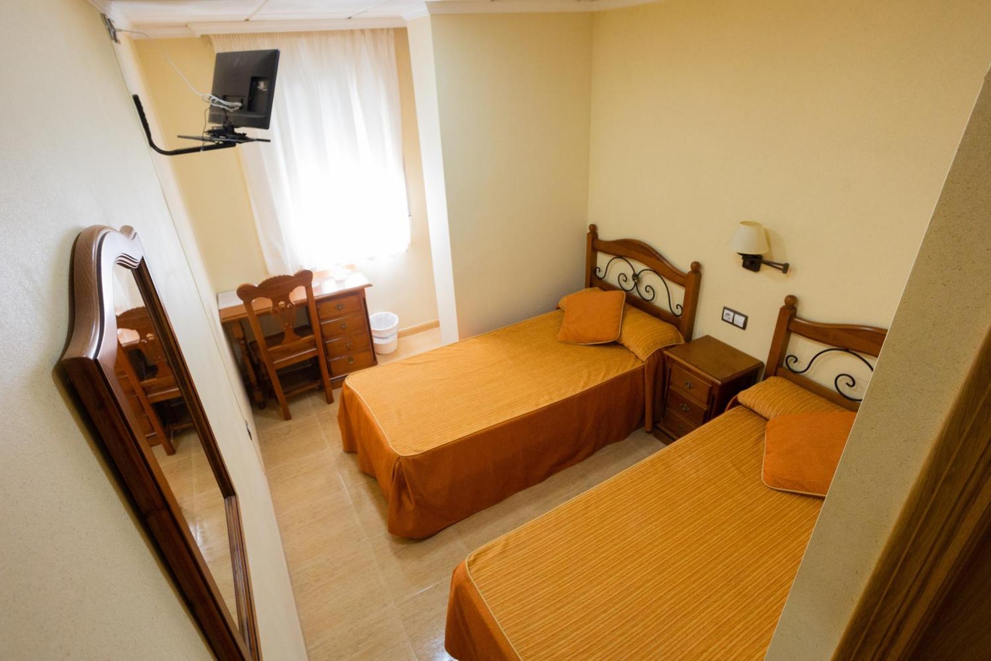 Hotel Beatriz Бурріана Екстер'єр фото